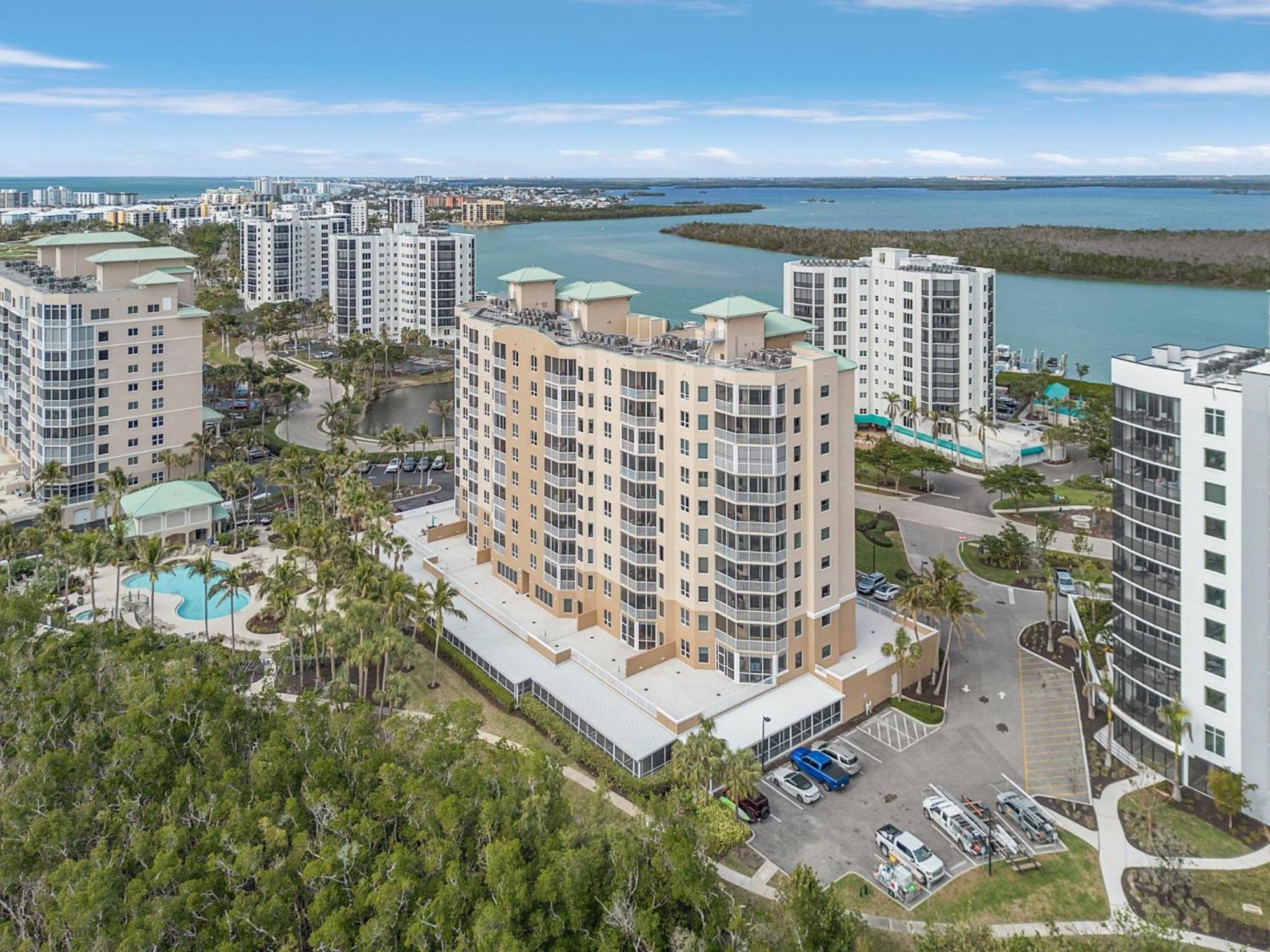 Waterfront Condo W/ Bay Views, Pool & Tennis Court Fort Myers Beach Eksteriør billede